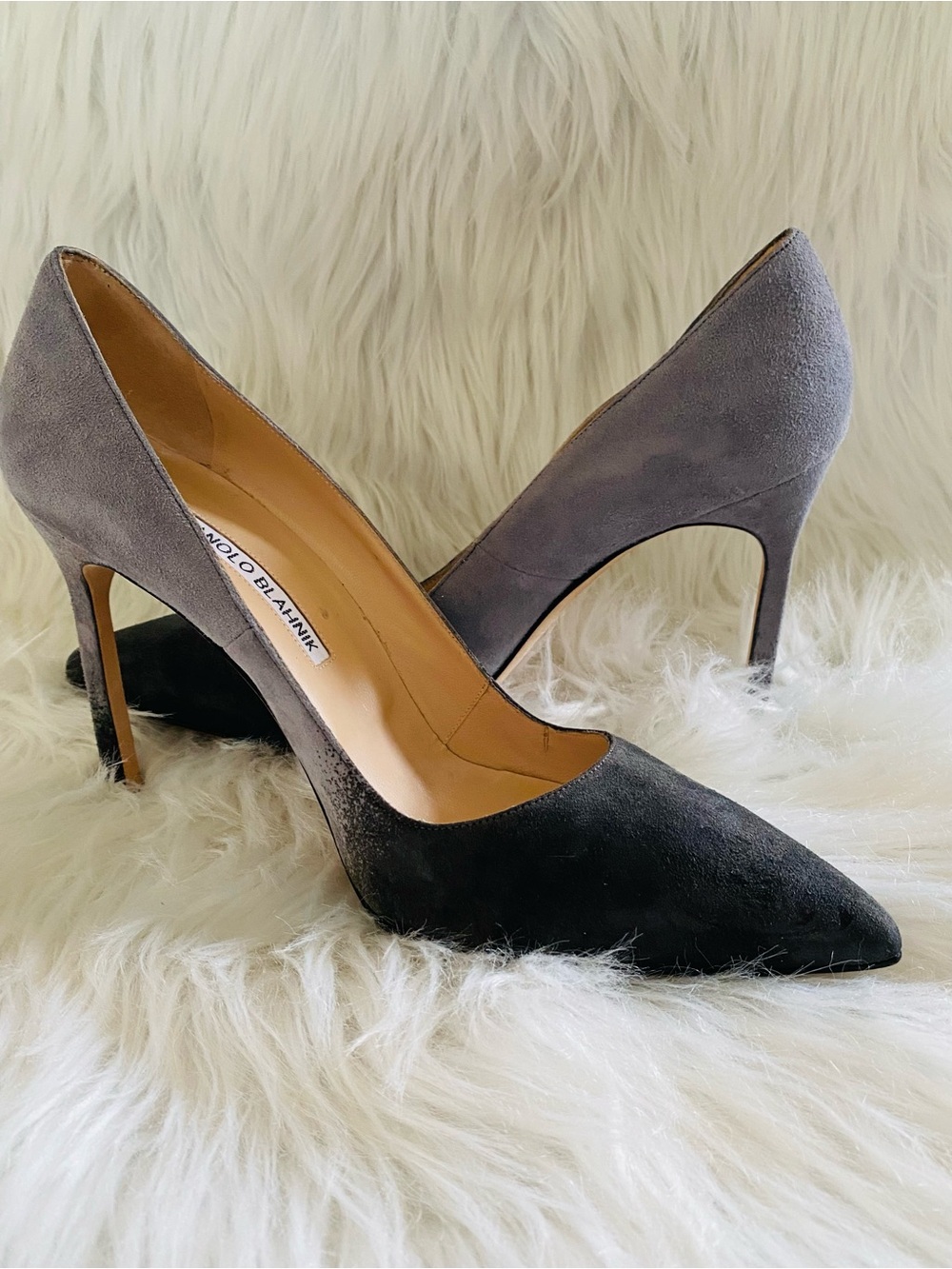 MANOLO BLAHNIK SUEDE 70MM BB PUMP, IN BLACK/GREY OMBRE Authentic. Size 38.5/8